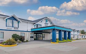 Clarion Pointe Hotel Jasper Exterior photo