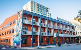 Yha Adelaide Central Exterior photo