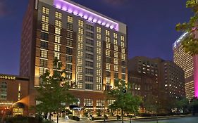 Canopy By Hilton Columbus Downtown Short North Hotel Exterior photo