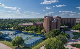 Hilton Dfw Lakes Executive Conference Center Hotel Grapevine Exterior photo