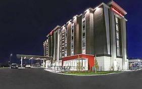 Hampton Inn Peterborough Exterior photo