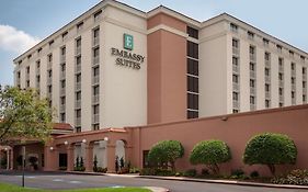 Embassy Suites Baton Rouge Exterior photo