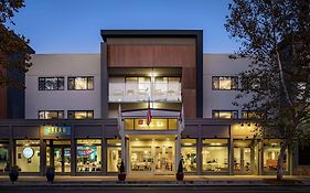 Hilton Garden Inn Davis Downtown Exterior photo