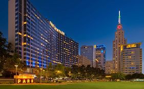 The Statler Dallas, Curio Collection By Hilton Exterior photo