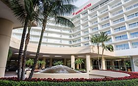 The Beverly Hilton Los Angeles Exterior photo