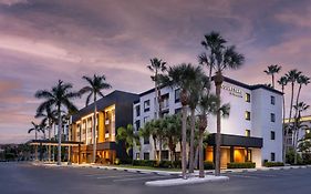 Courtyard By Marriott - Naples Hotel Exterior photo