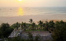 Chalston Beach Resort Calangute Exterior photo