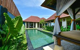 The Khayangan Dreams Villa Umalas Kerobokan  Exterior photo