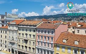 Locanda Al Volo Tor Bandena Hotel Trieste Exterior photo