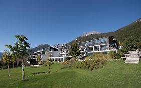 Hotel & Appartements Oberhofer Telfes im Stubai Exterior photo