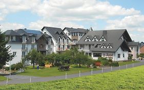 Hotel Zum Rehberg Kastellaun Exterior photo