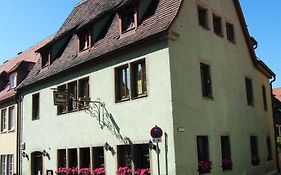 Pension Hofmann-Schmoelzer Hotel Rothenburg ob der Tauber Exterior photo