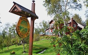 Auberge Des Eaux Vives Hotel La Malbaie Exterior photo