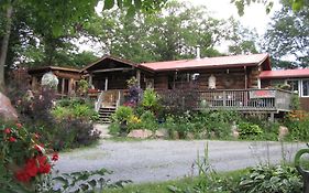 Shambhala Bed And Breakfast Buckhorn Exterior photo