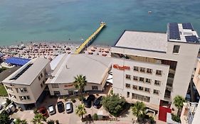Aragosta Hotel & Restaurant Durres Exterior photo
