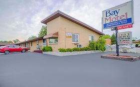 Bay Motel By Oyo Bay City Exterior photo