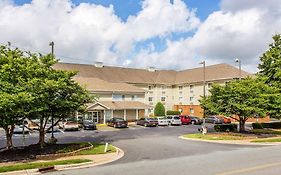 Suburban Studios Near University Of North Carolina-Charlotte Exterior photo