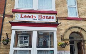 Leeds House Guest House Bridlington Exterior photo