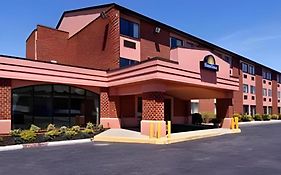 Red Roof Inn Martinsburg Exterior photo