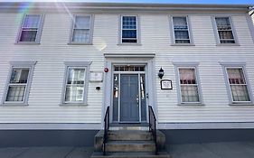 Entire Historic 5 Bed 5 Bath Inn Sleeps 17 Newport Exterior photo