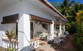 Pension Hibiscus Hotel La Digue Exterior photo