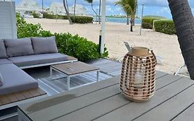 White Sand, Splendid 1 Bedroom Beachfront, Nettle Bay Beach Club Saint Martin Exterior photo