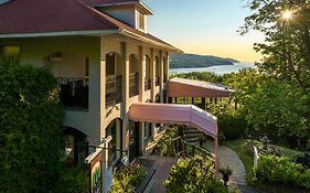 Auberge Des Falaises Hotel La Malbaie Exterior photo