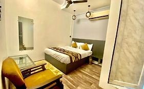 Hotel O Home Cozy Stay New Delhi Exterior photo