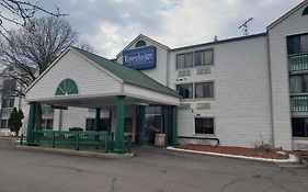 Travelodge By Wyndham Brooklyn Center Exterior photo