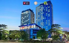 Swiss-Belhotel Mangga Besar Jakarta Exterior photo