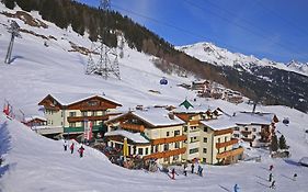 Hotel Garni - Restaurant Kaminstube Sankt Anton am Arlberg Exterior photo