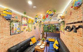 Orange House Jungle Fun Fun Apartment Osaka Exterior photo