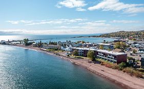 East Bay Suites Grand Marais Exterior photo