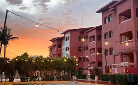 Selina Cancun Laguna Hotel Zone Exterior photo