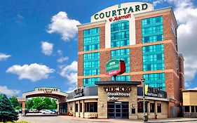 Courtyard By Marriott Niagara Falls Hotel Exterior photo