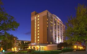 Courtyard By Marriott Alexandria Pentagon South Hotel Exterior photo