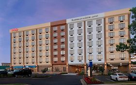 Fairfield Inn & Suites By Marriott Alexandria West/Mark Center Exterior photo