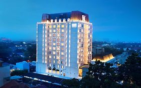 Four Points By Sheraton Bandung Hotel Exterior photo