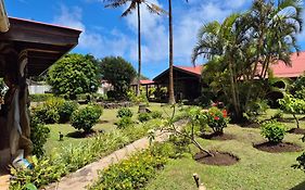 Hotel Manutara Hanga Roa Exterior photo