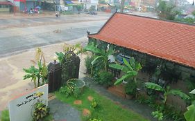 Taneuy Angkor Villa Siem Reap Exterior photo