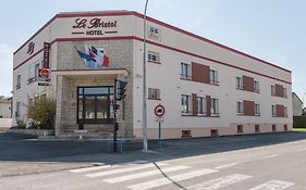 Hotel Bristol Chalons-en-Champagne Exterior photo