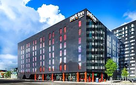 Park Inn By Radisson Manchester City Centre Exterior photo