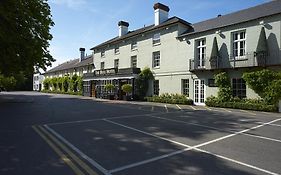 The Bull Hotel Gerrards Cross Exterior photo