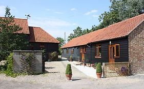 Puttocks Farm Bed & Breakfast Great Dunmow Exterior photo