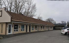 Auberge Du Lac Beauchamp Motel Gatineau Exterior photo