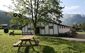 Mountain Lodge Backpackercamp Lenk Exterior photo