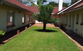 Palm Villa Harare Exterior photo