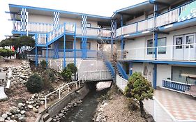 Blue Stream Motel Vernon Exterior photo