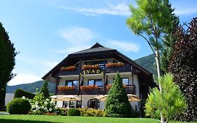 Penzion Livada Bed & Breakfast Kranjska Gora Exterior photo