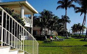 Villa Caprice Beachfront Hotel Lauderdale-by-the-Sea Exterior photo